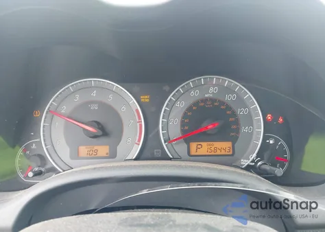 2010 Toyota Corolla S z USA, uszkodzony, nr VIN 2T1BU4EE4AC469804